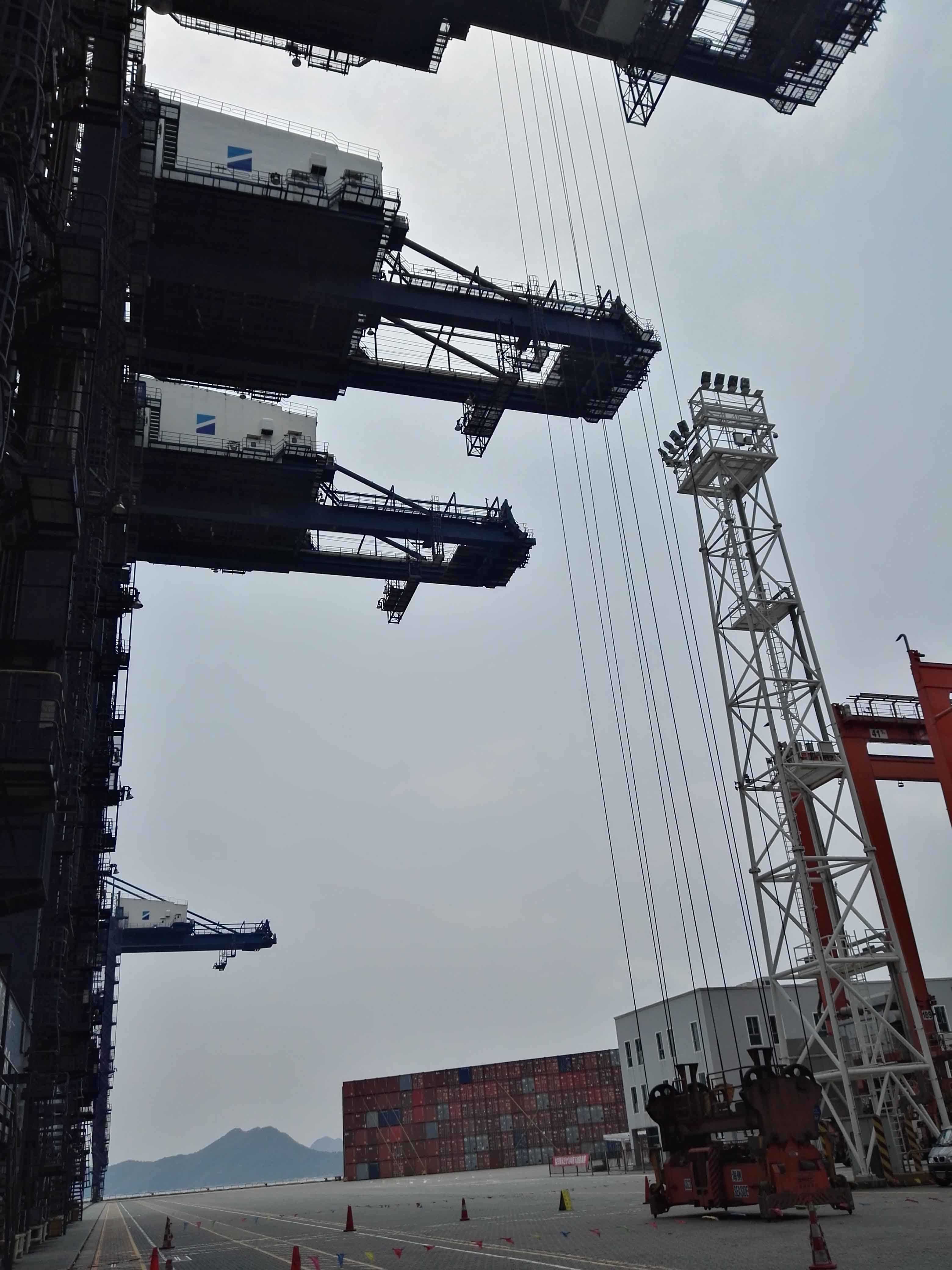 钢丝绳绳芯有什么作用吗？